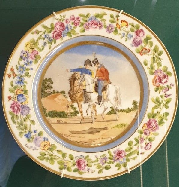 Тарелка с растительным декором. 1818-1821 гг.
