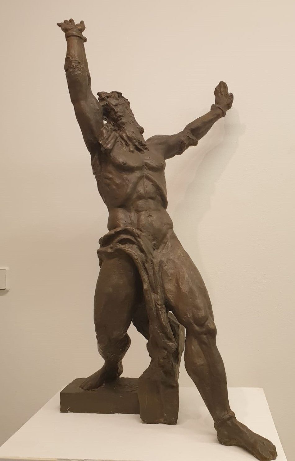 С.Т.Коненков Весь мир насилья мы разрушим 1957 бронза