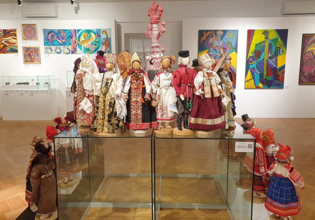 Галия Вальева. Коллекция кукол "Очарование русского народного костюма"