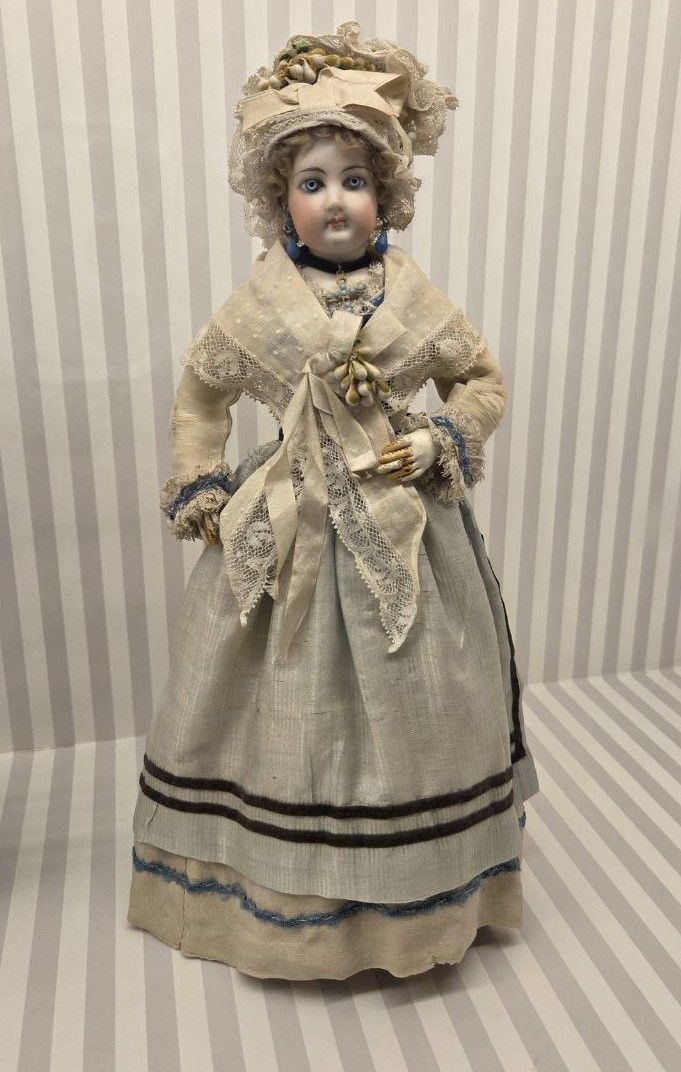 Кукла в нормандском свадебном наряде. 1870-е. Франция. Производитель: Франсуа Готье