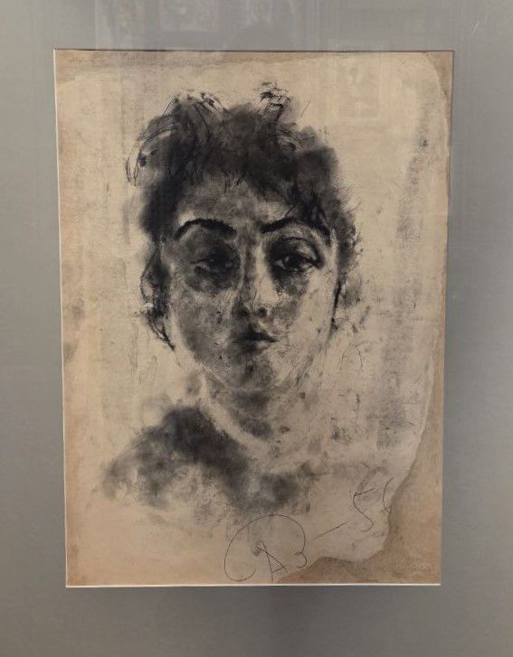 Женский портрет. 1956 бумага, уголь